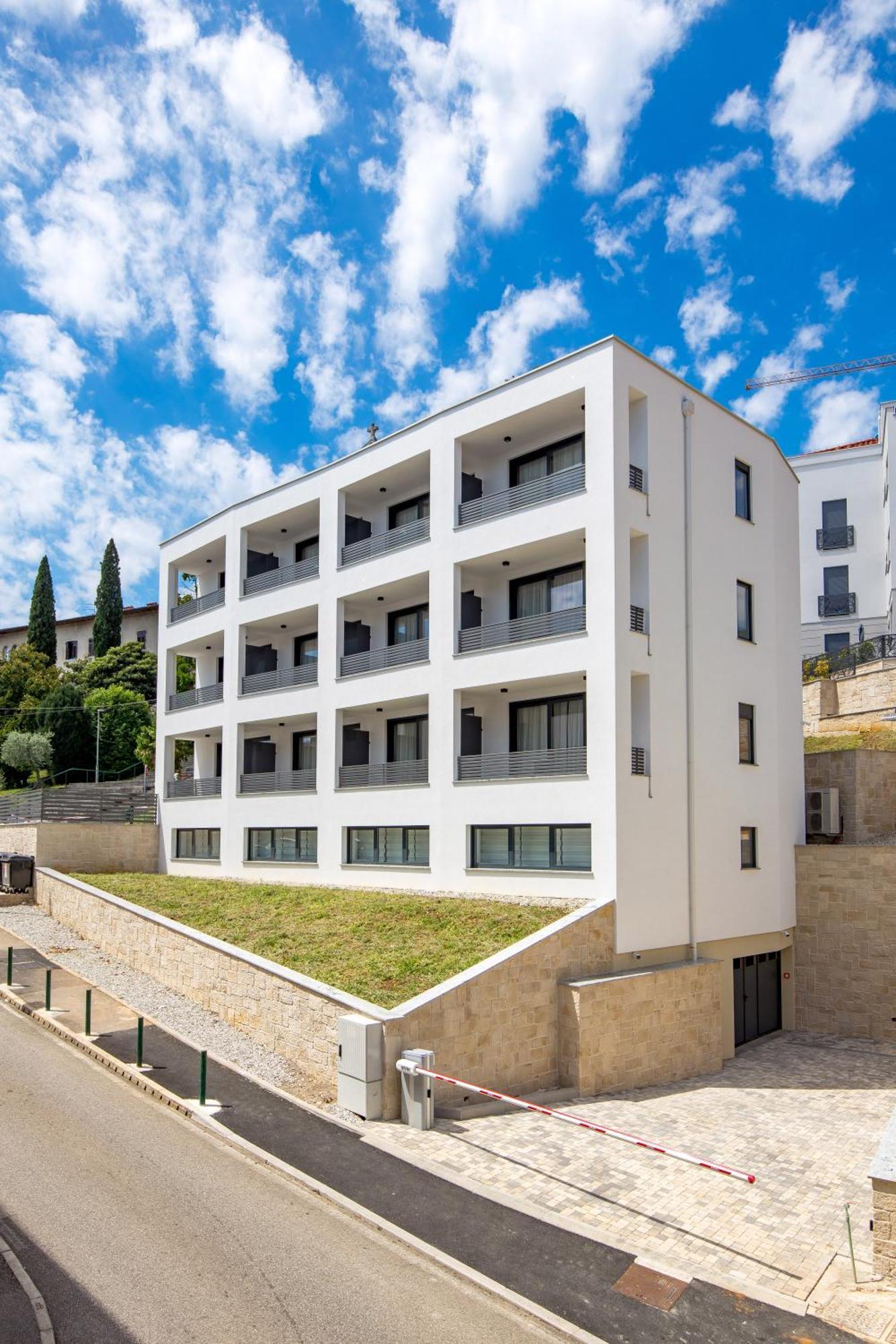 Belinda Apartments With Balcony & Private Parking Οπατία Εξωτερικό φωτογραφία