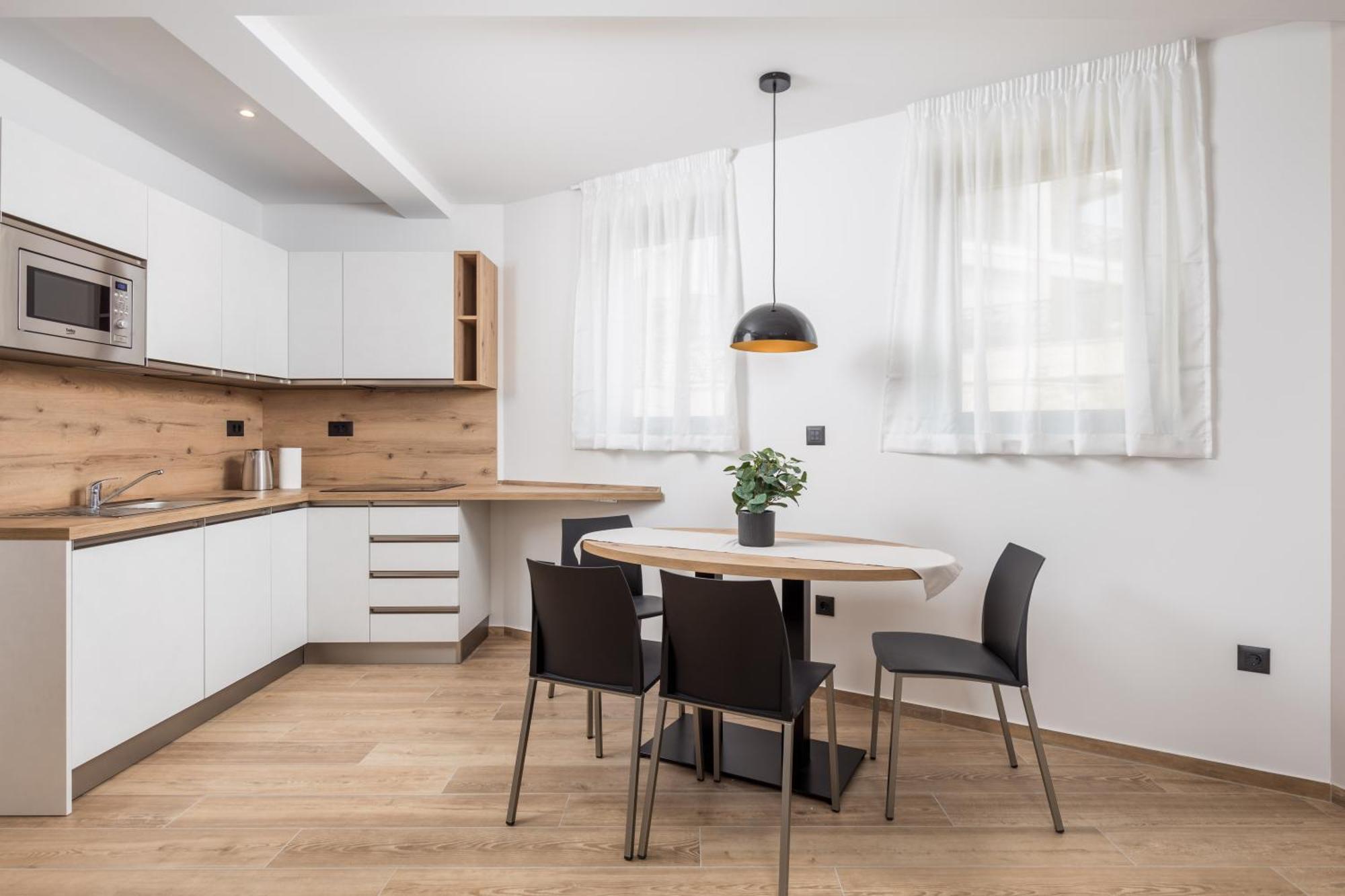 Belinda Apartments With Balcony & Private Parking Οπατία Εξωτερικό φωτογραφία