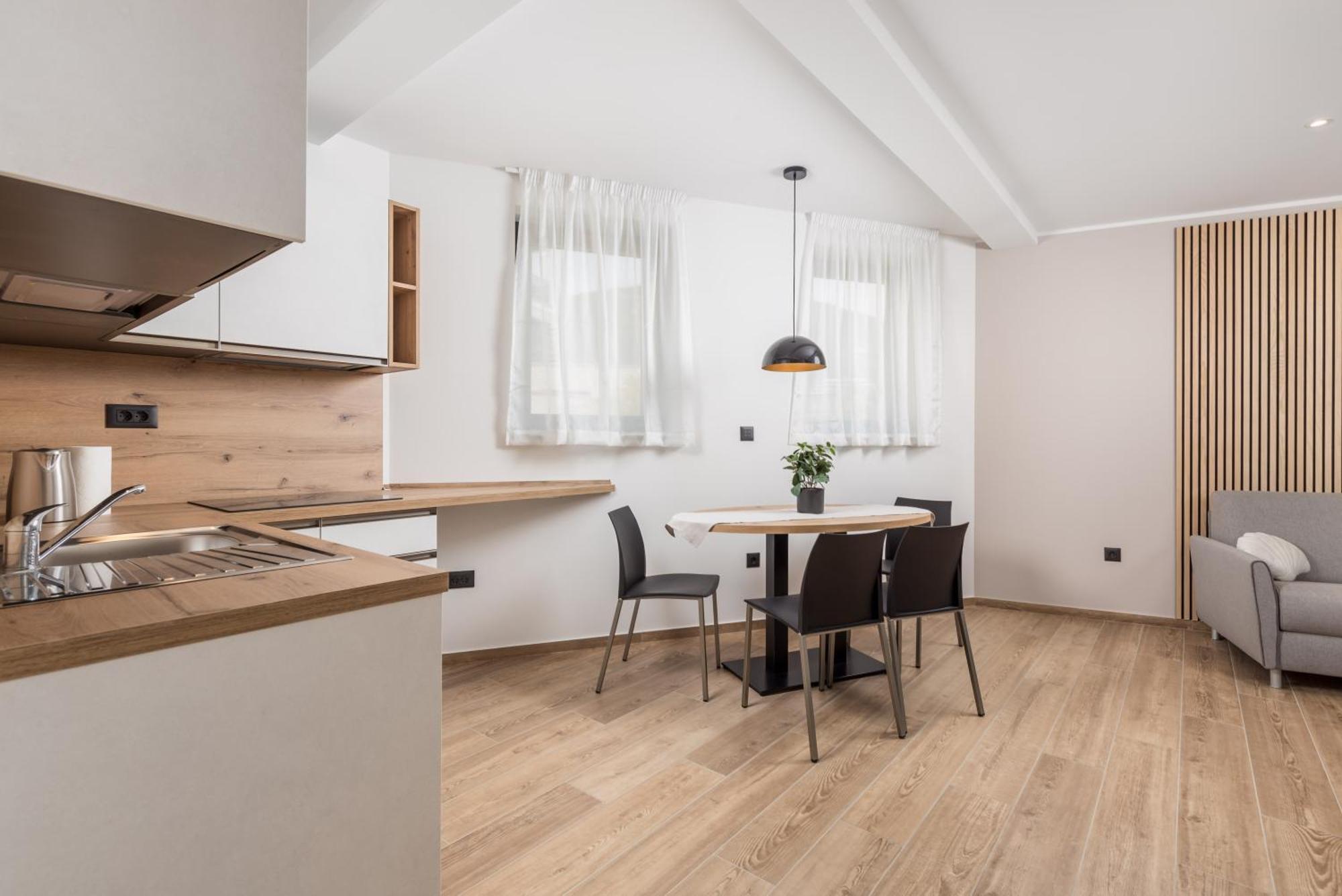 Belinda Apartments With Balcony & Private Parking Οπατία Εξωτερικό φωτογραφία