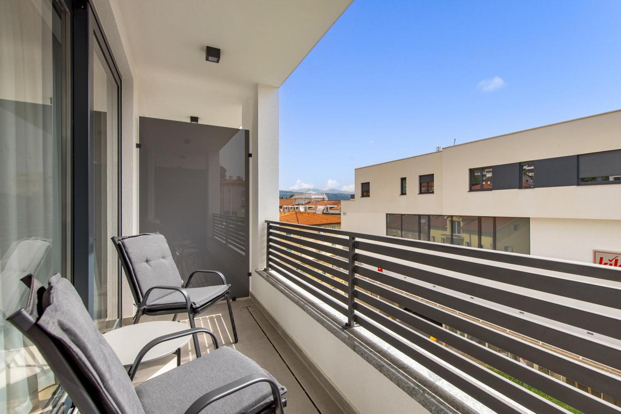 Belinda Apartments With Balcony & Private Parking Οπατία Εξωτερικό φωτογραφία