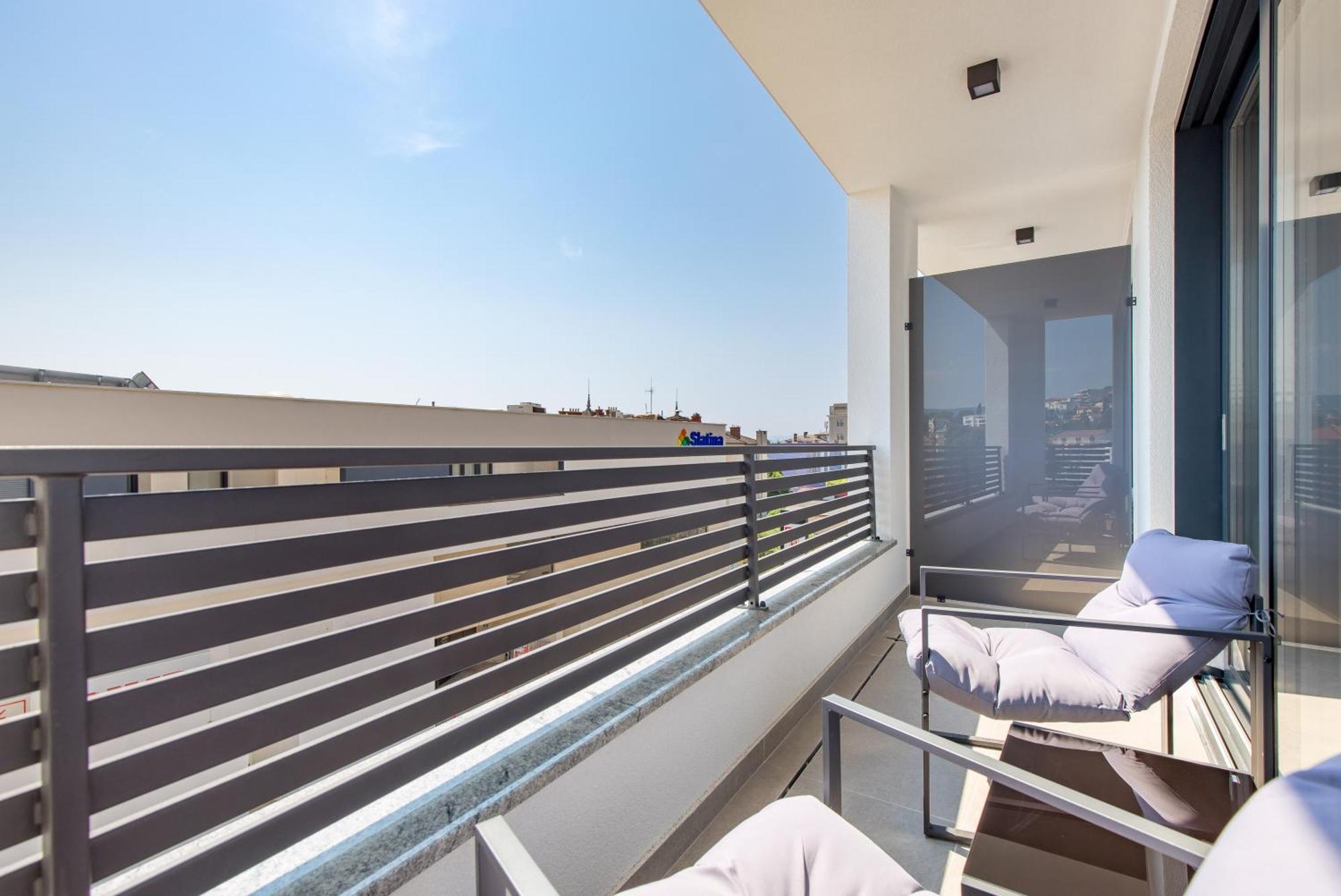 Belinda Apartments With Balcony & Private Parking Οπατία Εξωτερικό φωτογραφία