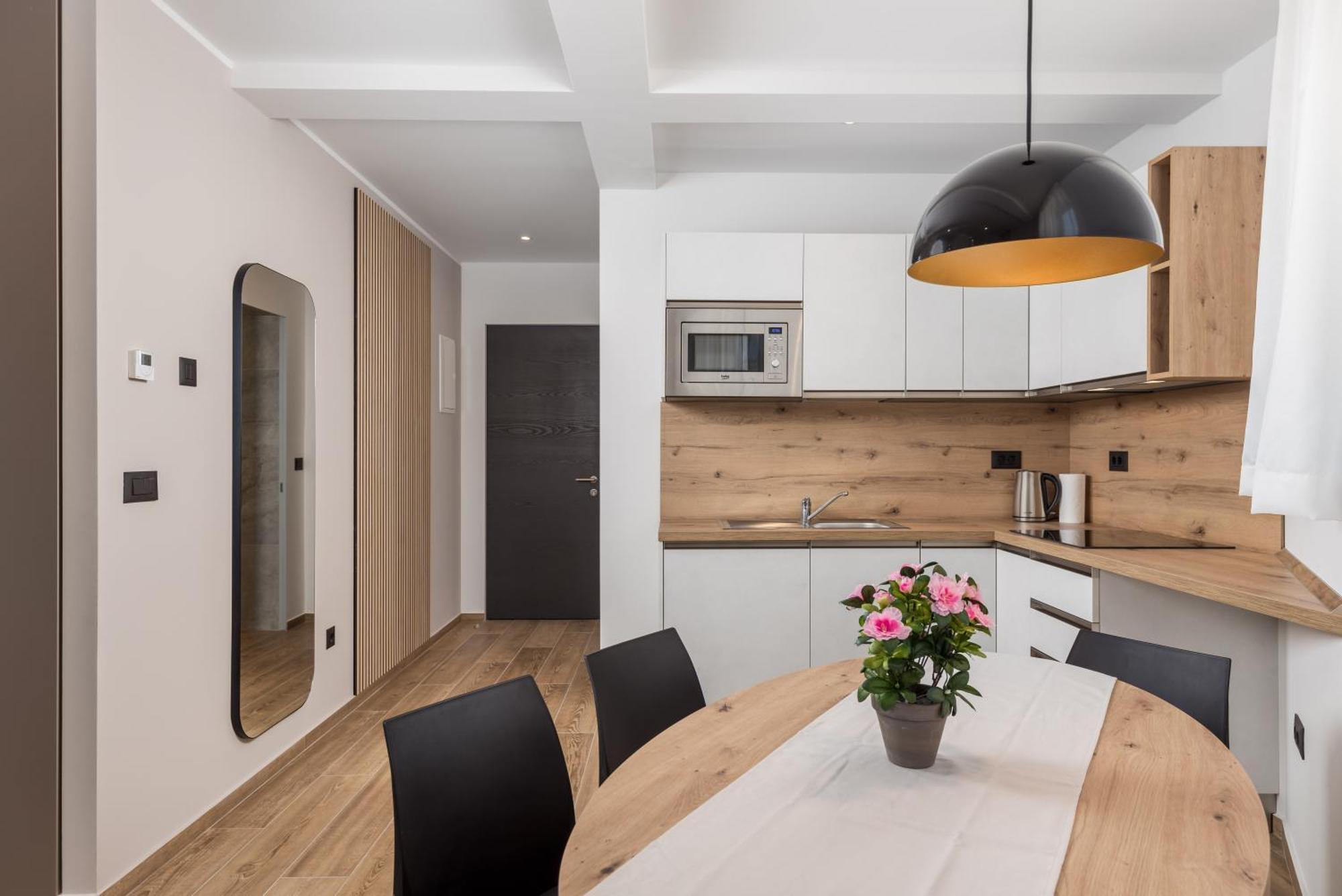 Belinda Apartments With Balcony & Private Parking Οπατία Εξωτερικό φωτογραφία