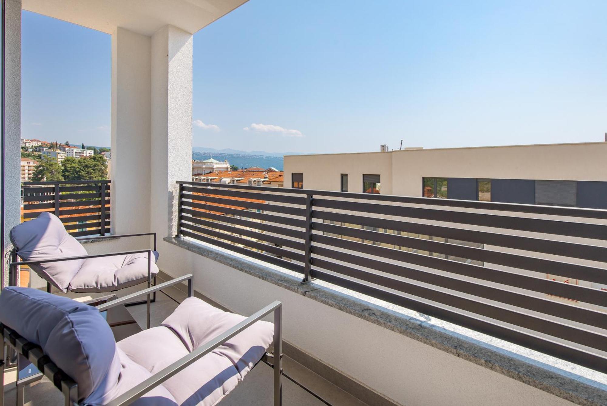 Belinda Apartments With Balcony & Private Parking Οπατία Εξωτερικό φωτογραφία